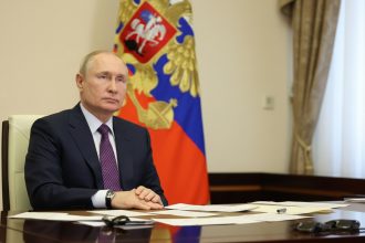 edited vladimir putin simplifica acordarea pasapoartelor rusesti in transnistria cum a reactionat maia sandu 6a08cb08b13ab