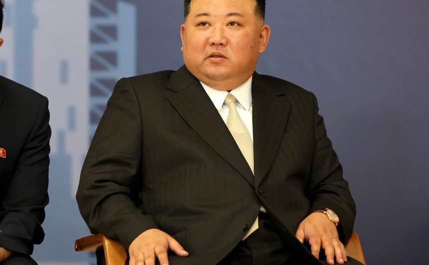kim jong un lauda soldatii care se sinucid pentru a evita capturarea razboinici si patrioti loiali ai partidului 69f5a9bb26109