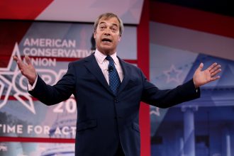 nigel farage confruntat cu noi obstacole politice in cursa pentru downing street 6a1282e62b9be