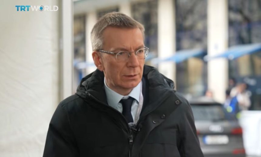 pe cine a desemnat presedintele letoniei edgars rinkevics sa formeze un nou guvern dupa demisia premierului 6a0935b25fccf