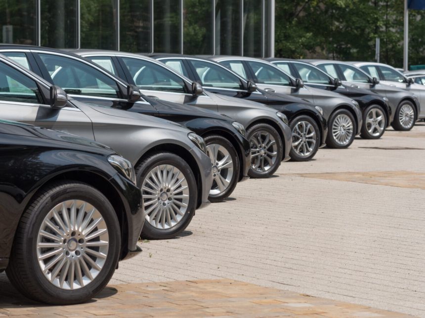 politica verde a europei loveste industria auto germana pana la 225 000 de locuri de munca ar putea sa dispara 6a06fd465514d