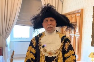 primarul din birmingham probleme mari cu limba engleza cine este zakir chaudhry 6a1036984dcfe