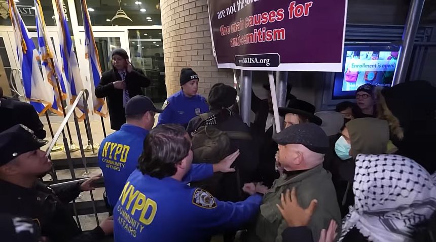 proteste anti israel la new york tensiuni si incidente in apropierea unei sinagogi istorice din manhattan 69fae2e6da586