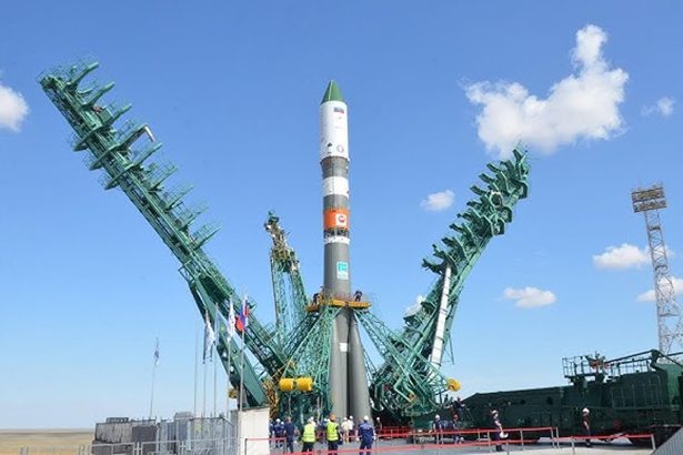 rachete rusesti transformate in panouri publicitare cum a ajuns roscosmos mandria lui putin in criza financiara 6a0d613589884