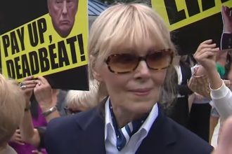 scriitoarea care l a acuzat pe trump de agresiune anchetata de doj pentru marturie mincinoasa 6a17d94c20d37