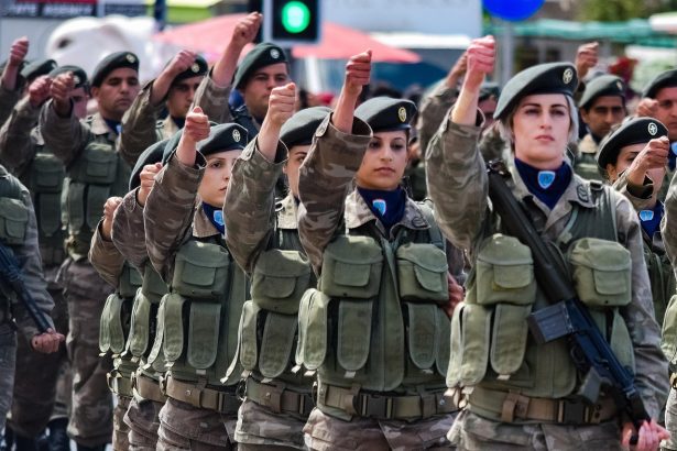 serviciul militar obligatoriu schimbare istorica in recrutare discutata intr o tara ue 6a1ad7b46454f