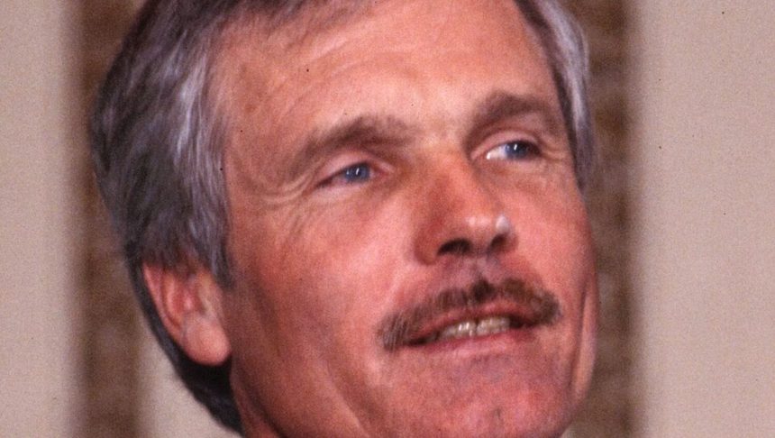 ted turner fondatorul cnn si pionier al televiziunii de stiri prin cablu a murit 69fb582634634