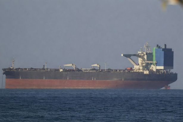 trei petroliere din flota fantoma a rusiei atacate cu drone in marea neagra james ii altura si velora 6a1892720346c