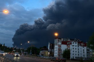 ucraina a lovit rafinaria din riazan cu drone incendii si explozii au fost raportate in mai multe regiuni din rusia 6a06a7ca20f92