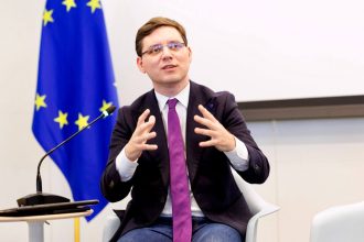 victor negrescu sustine ca lipsa coordonarii dintre europa si sua poate slabi securitatea globala 69fba68fa1715