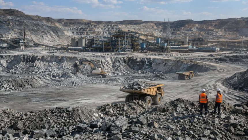 Mineralele critice și pământurile rare ca infrastructură strategică pentru industrie, apărare, energie și economia digitală.