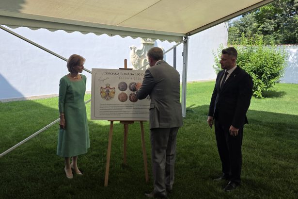 "Romanian Crown, 160 Years" medal unveiled at Elisabeta Palace in the presence of Her Majesty Margareta