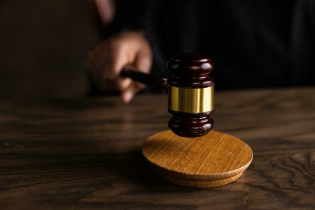 a platit 400 de lire pentru un avocat ai si a castigat procesul premiera intr un tribunal din anglia 6a3a16333fd8b