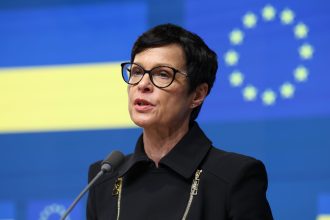 bruxelles ul schimba regulile jocului pentru extindere statele noi ar putea pierde dreptul de veto pentru mai bine de 15 ani 6a302674a153d