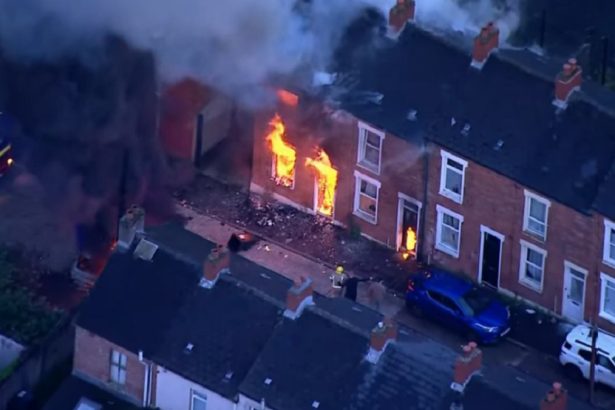 ce se afla in spatele violentelor din belfast unde au fost vizati si romani 6a2b8e35603d6