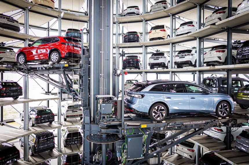 concedieri masive anuntate de o mare companie auto 19 000 de locuri de munca vor fi eliminate pana la sfarsitul anului 2026 6a2bbca45931e