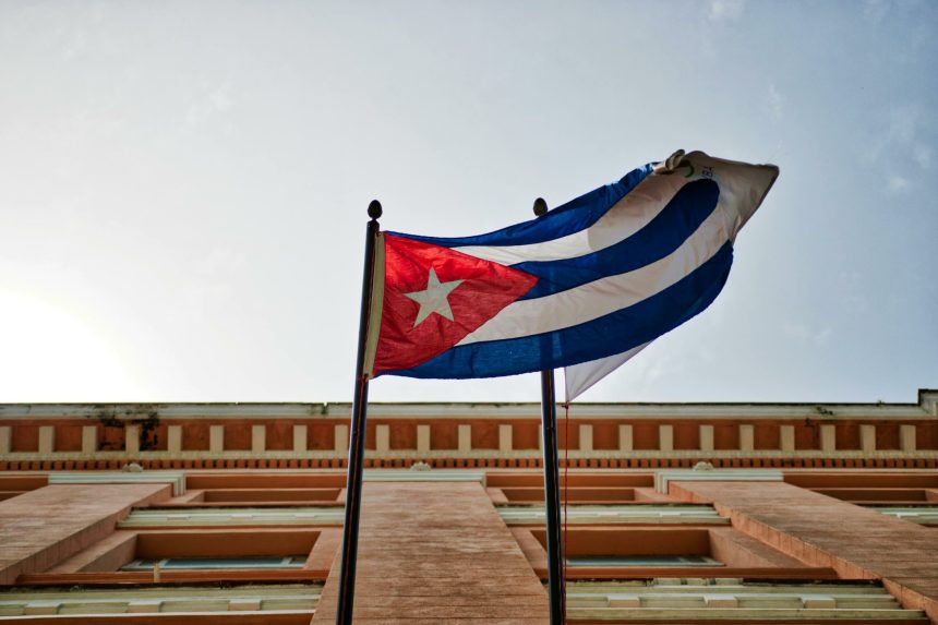 cuba partidul comunist aproba o serie de reforme catre o economie mai orientata spre piata 6a335b8fb69a6