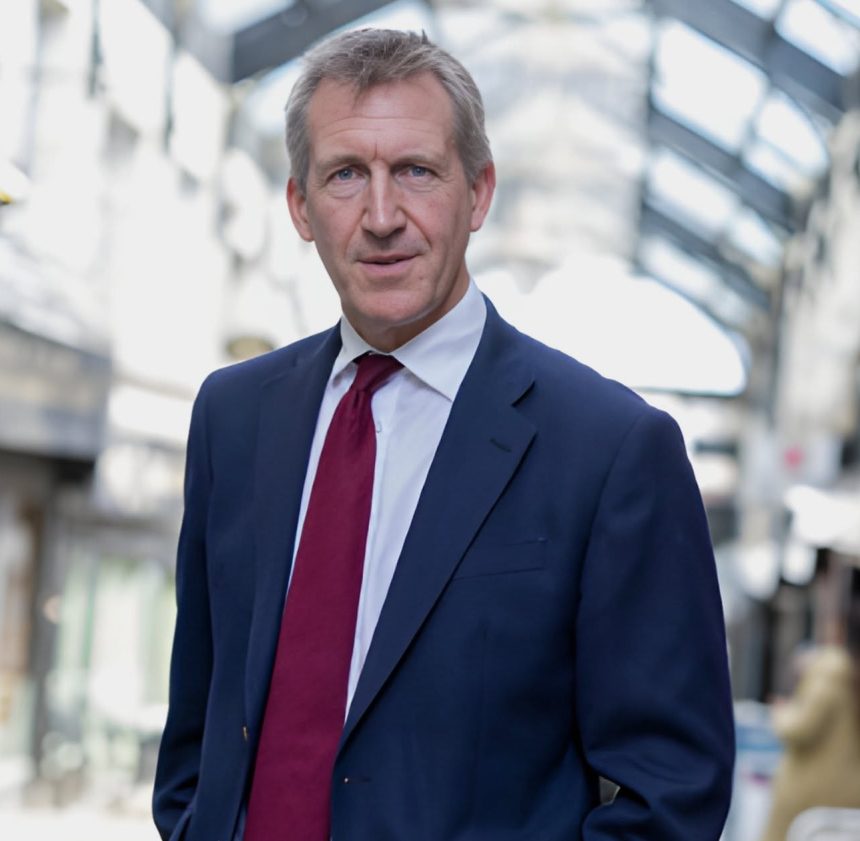 dan jarvis numit ministru al apararii in marea britanie dupa demisia lui john healey 6a2b1d0834912