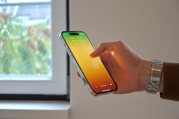 documente despre iphone 18 pro al apple au ajuns pe dark web 6a4367a8ee33a