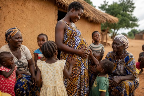 drama tacuta a mamelor din ghana nasteri pe banda rulanta fara acces la apa si asistenta medicala 6a246a16402eb
