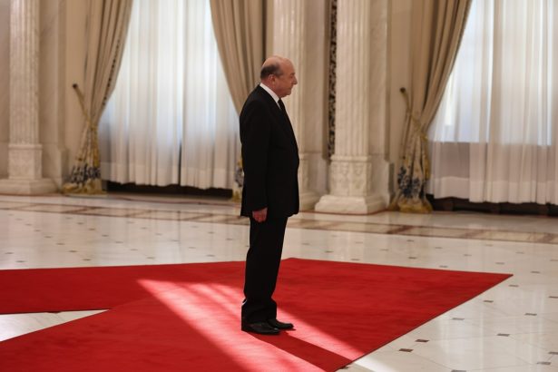 edited basescu despre blocajul privind formarea noului guvern este cea mai mare criza politica de la revolutie incoace 6a357072cdcfb