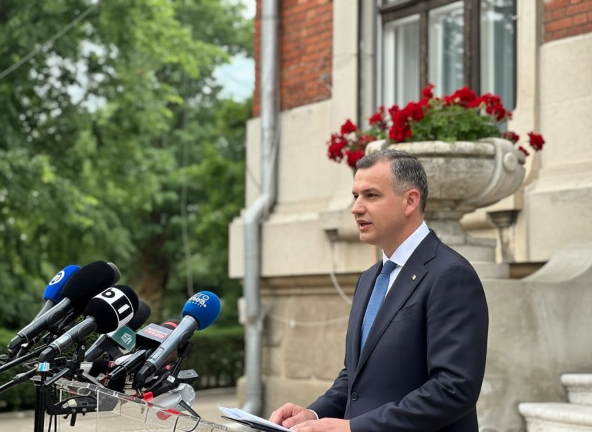 edited guvernul tomac merge la inceputul saptamanii viitoare in parlament pentru vot sunt increzator ca vom obtine peste 233 de voturi 6a271c6a82e6d