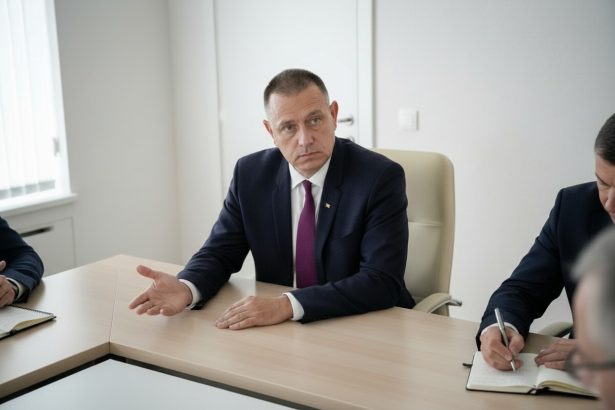 edited mihai fifor fost ministru al apararii critici inaintea summitului nato ce proiecteaza astazi romania instabilitate haos politic cronicizat 6a4362019b92d