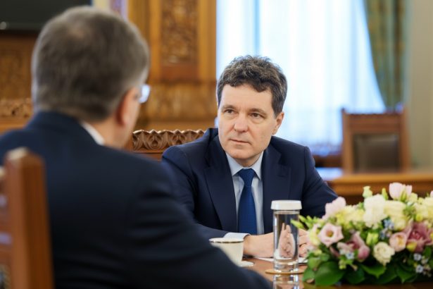 edited nicusor dan discutii informale la palatul cotroceni cu liderii coalitiei in incercarea de a gasi o solutie guvernamentala 6a1ff4c04cb4c