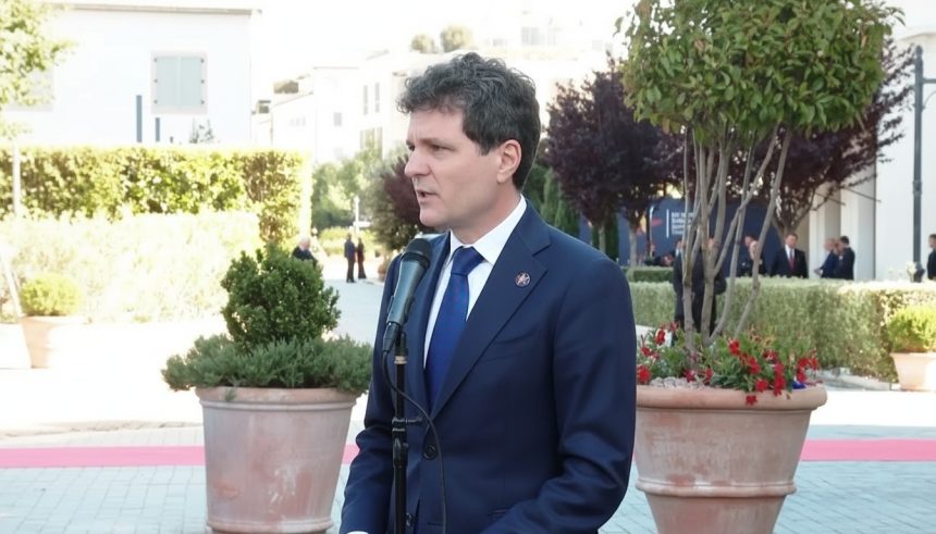 edited nicusor dan scopul legii salarizarii nu a fost sa crestem salariile pentru toata lumea adoptarea pana la 30 iunie putin probabila 6a22ee6ecda45
