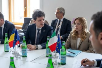 edited nicusor dan si georgia meloni au organizat prima reuniune a grupului prietenii coeziunii vom continua sa pledam pentru un buget al ue ambitios 6a344a31846d5