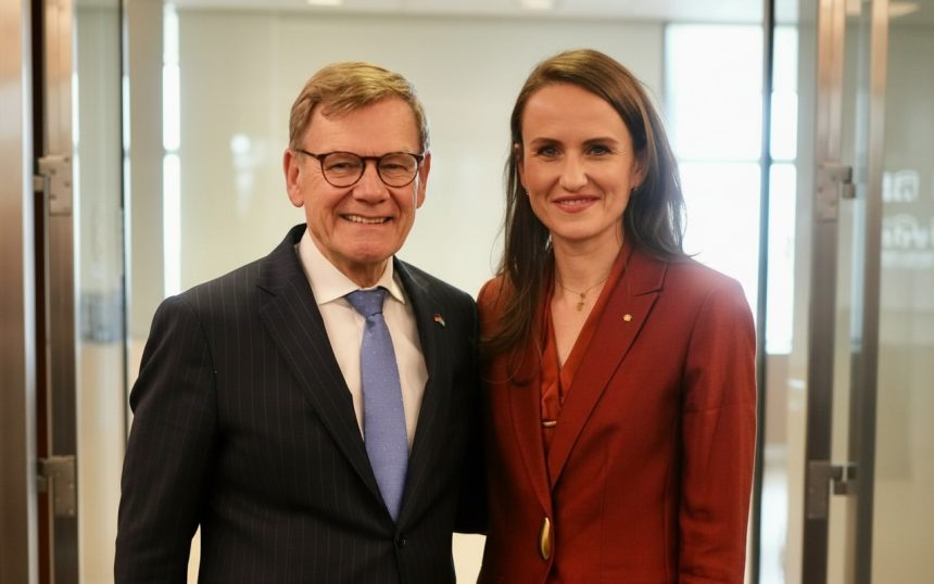 edited oana toiu s a intalnit cu omologul german la onu i am multumit pentru solidaritatea germaniei 6a2045b8d1121