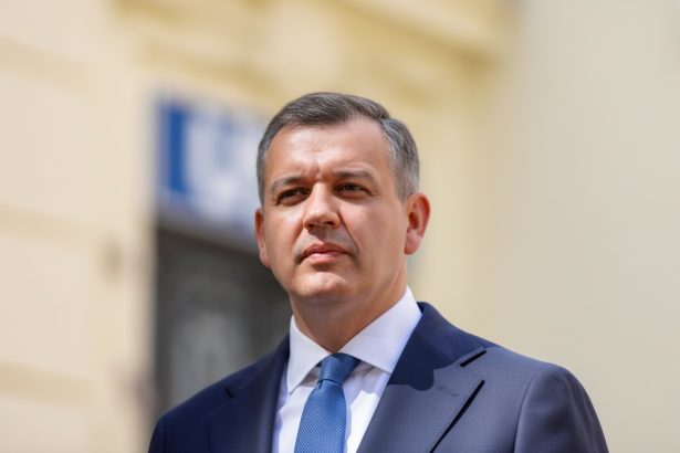 edited primele nume anuntate de tomac pentru guvern ministrul apararii va fi ambasadorul romaniei la nato 6a27156856cd3