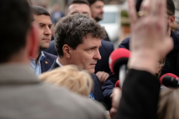 edited scenarii politice la cotroceni daca guvernul tomac nu trece de parlament nicusor dan vizeaza refacerea coalitiei psd pnl usr udmr 6a290fbb000dc