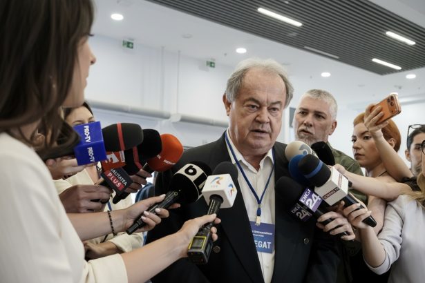 edited vasile blaga mesaj dur la congresul pnl partidul este sub asediu nu am facut fuziunea pdl cu pnl ca sa fim anexa la psd 6a37b5c453bb6