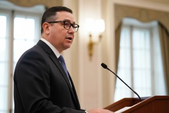 edited victor ponta asistam la inmormantarea romaniei 6a42c9a5587ec