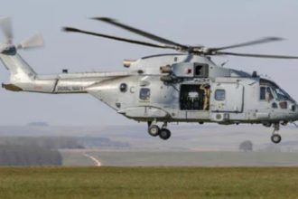 elicopter al marinei regale prabusit in sud vestul angliei zona a fost izolata de autoritati 6a201327bfccc