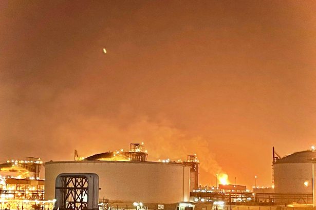 explozie devastatoare in qatar 54 de raniti si 18 disparuti la principalul terminal de gaze 6a38bb597b94a