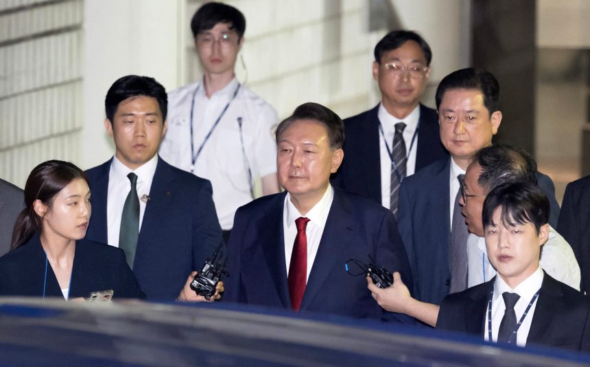 fostul presedinte sud coreean yoon suk yeol condamnat la 30 ani de inchisoare in cazul infiltrarii dronelor in spatiul coreei de nord 6a2b72908fa03