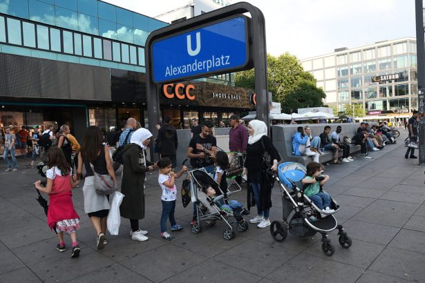 germania accelereaza deportarile catre afganistan pana la trei zboruri charter ar putea pleca in fiecare luna 6a37f14f3ae5e