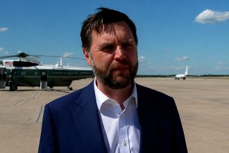 jd vance a ajuns in elvetia pentru discutii cu iranul negocierile ar putea dura mai multe zile 6a3785823b569