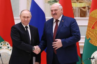 kremlin putin si lukasenko vor discuta ultimatumul transmis de zelenski bielorusiei 6a39f3165074b