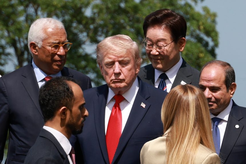 m a implorat sa fac o poza cu ea trump o ataca pe meloni dupa g7 italia reactioneaza dur 6a3548e952b19