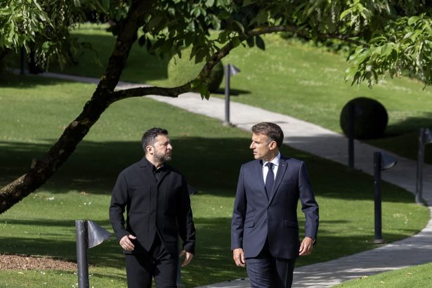 macron si zelenski filmati discutand despre cum planuiesc sa l gestioneze pe trump 6a314b0e7d423