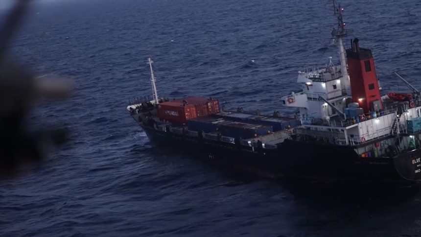 marina franceza a interceptat un nou petrolier suspect in mediterana anuntul lui emmanuel macron 6a3d2235728d2