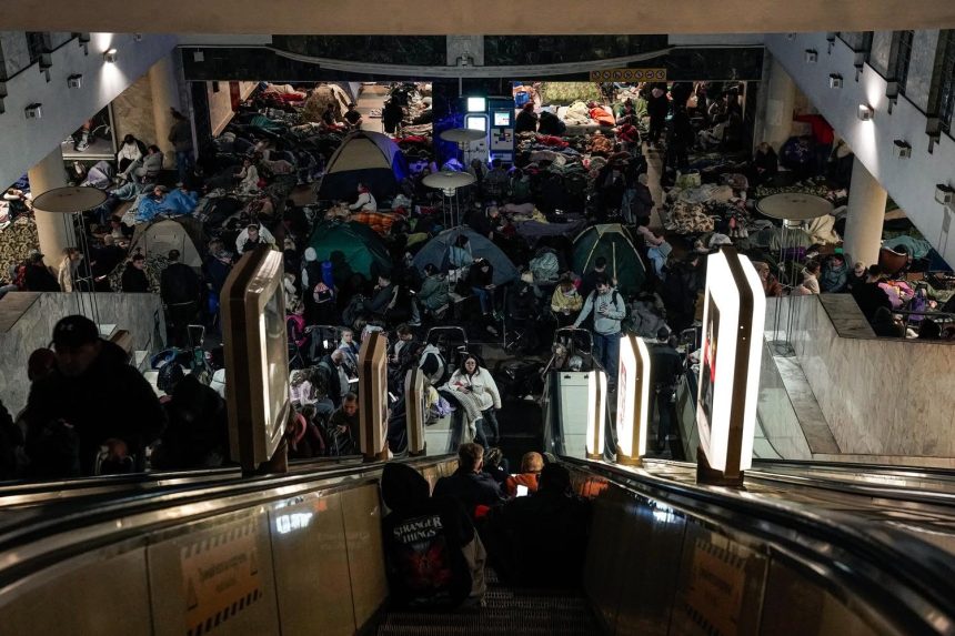 metroul din kiev acuzat ca percepe bani celor care se adapostesc de bombardamente ce spune administratia metroului 6a30ec22449da
