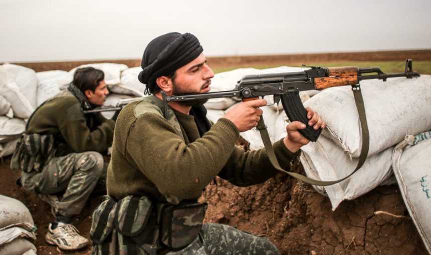 milioane de euro pentru capturarea liderilor din mali organizatia afiliata al qaeda escaladeaza confruntarea cu regimul militar 6a2bf69f4e8ba