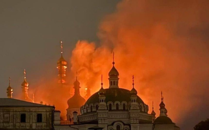 ministrul de externe francez condamna bombardarea catedralei din kiev cu notre dame 6a30d709065c3