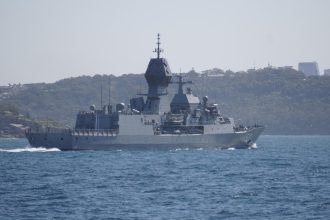 o fregata din flota marii negre a rusiei a tras focuri de arma catre un iaht britanic 6a3170925e965