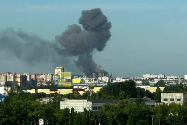 o rafinarie din moscova a fost lovita pentru a doua oara intr o saptamana in cadrul unui atac ucrainean 6a338ba20d255