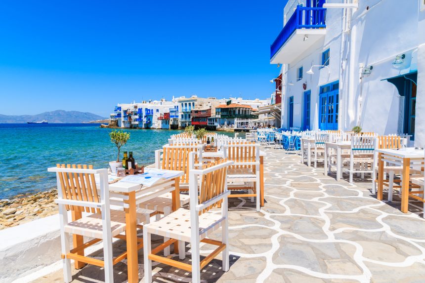 operatiune de amploare in salonic si mykonos 17 arestari droguri si arme confiscate 6a4291b71c24e
